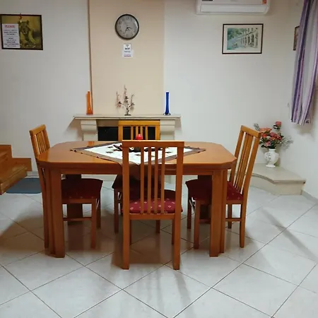 Pado's House, Corfu * Valanio